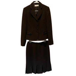 Tahari Arthur S. Levine Vintage Dark Brown/Black Tailored Blazer & Skirt Set - 6